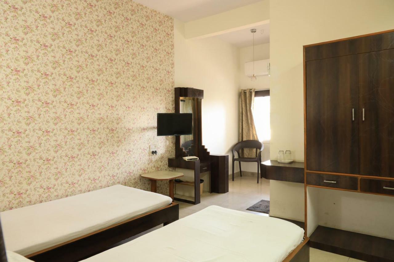 Spot On 39820 Shree Vaibhav Saver Hotel Nagpur Exterior foto
