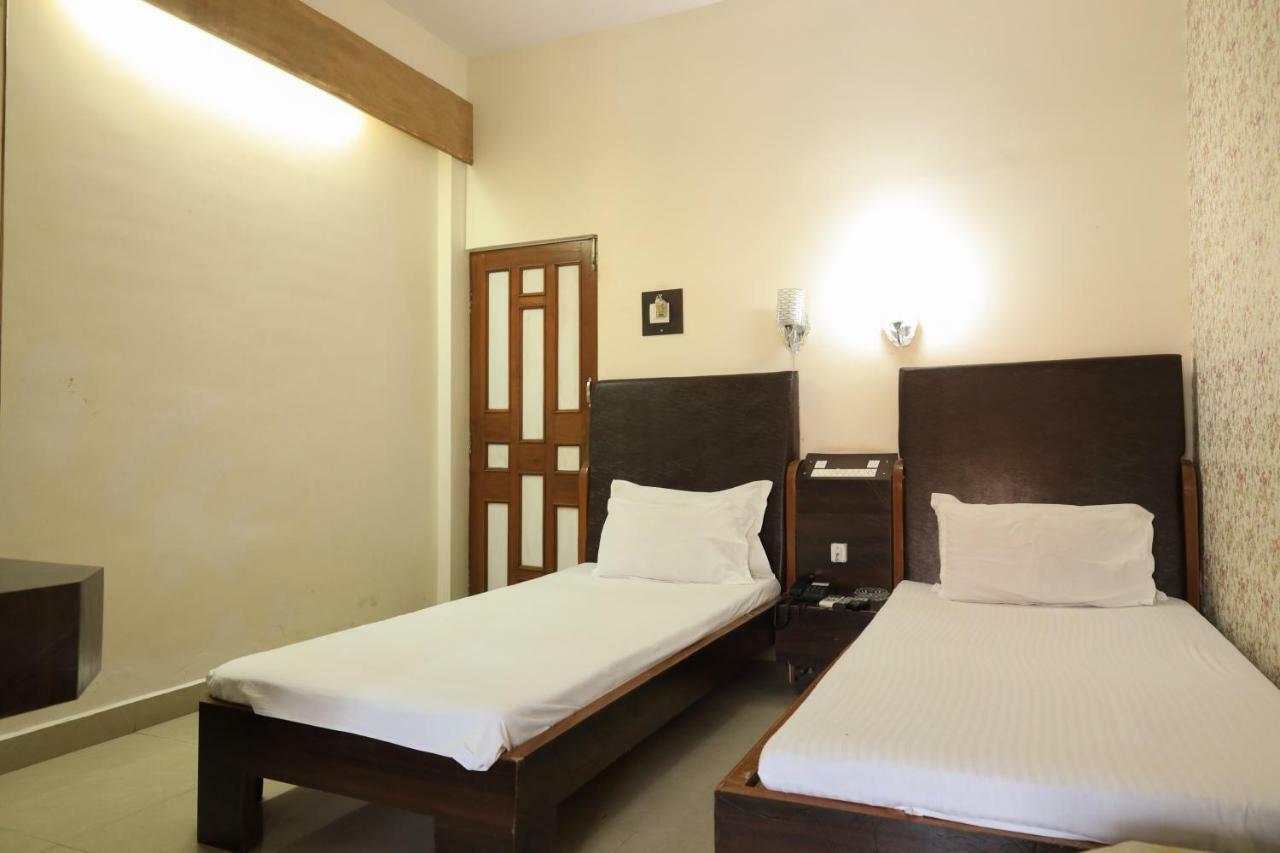 Spot On 39820 Shree Vaibhav Saver Hotel Nagpur Exterior foto